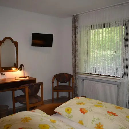 Haus Am Waldesrand 3*